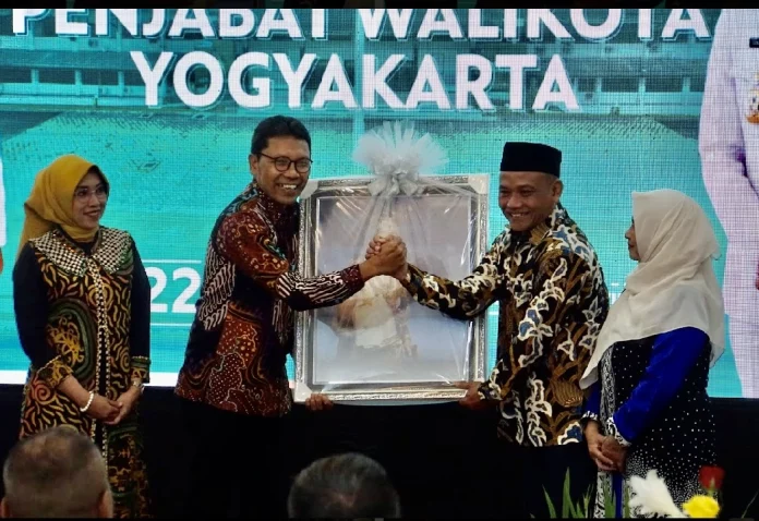 Sambutan Baru di Puncak Kota Yogyakarta: Singgih Raharjo Resmi Menjabat sebagai Walikota